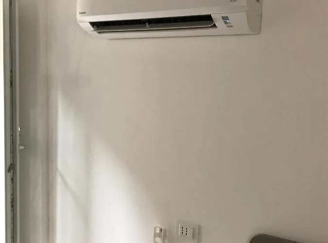 לינה וארוחת בוקר In Centro 3*