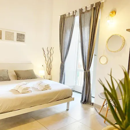 Bed & Breakfast In Centro Salerno